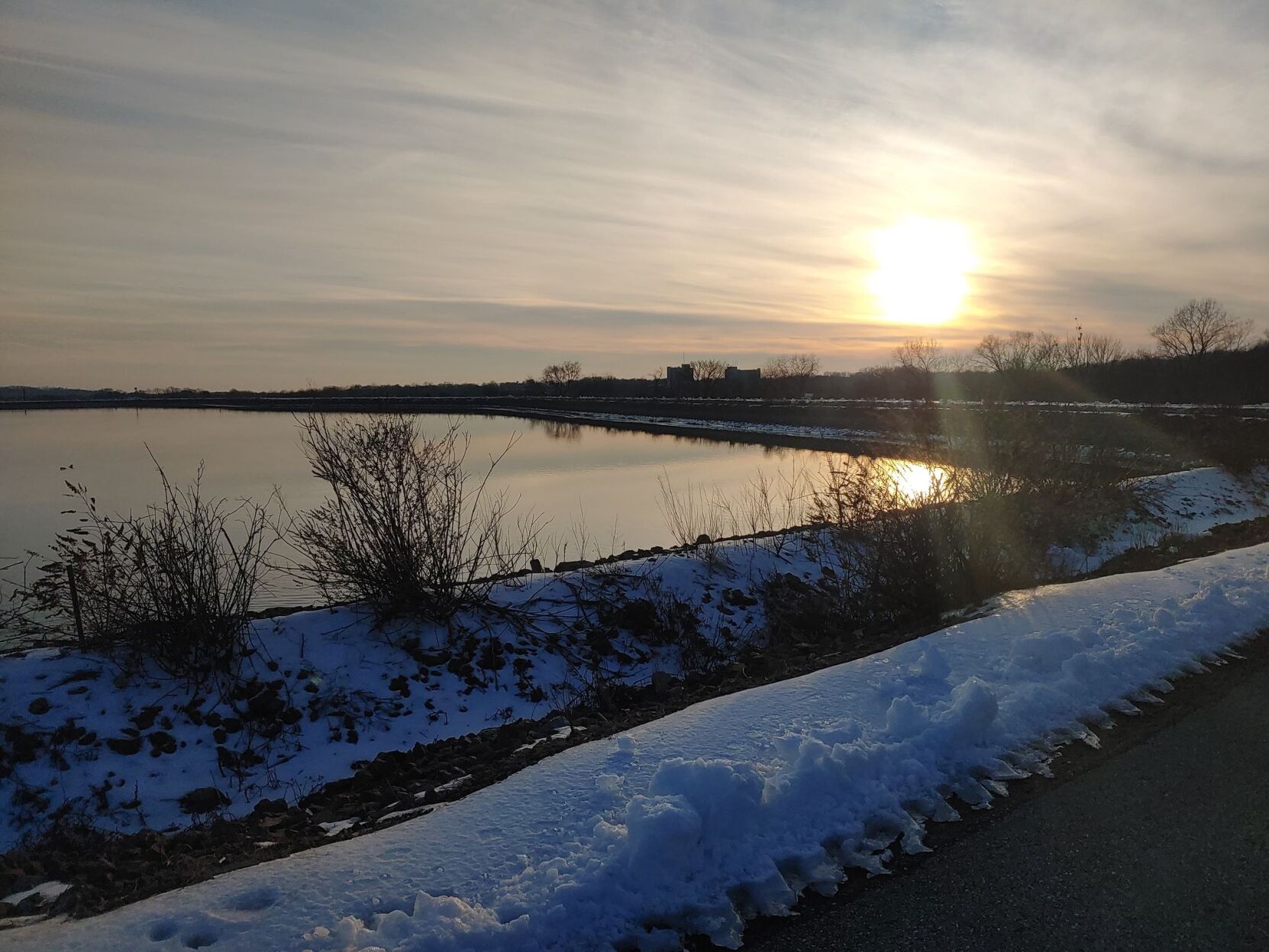 Newark Reservoir (winter)